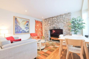 Charlotte's charming clifton flat